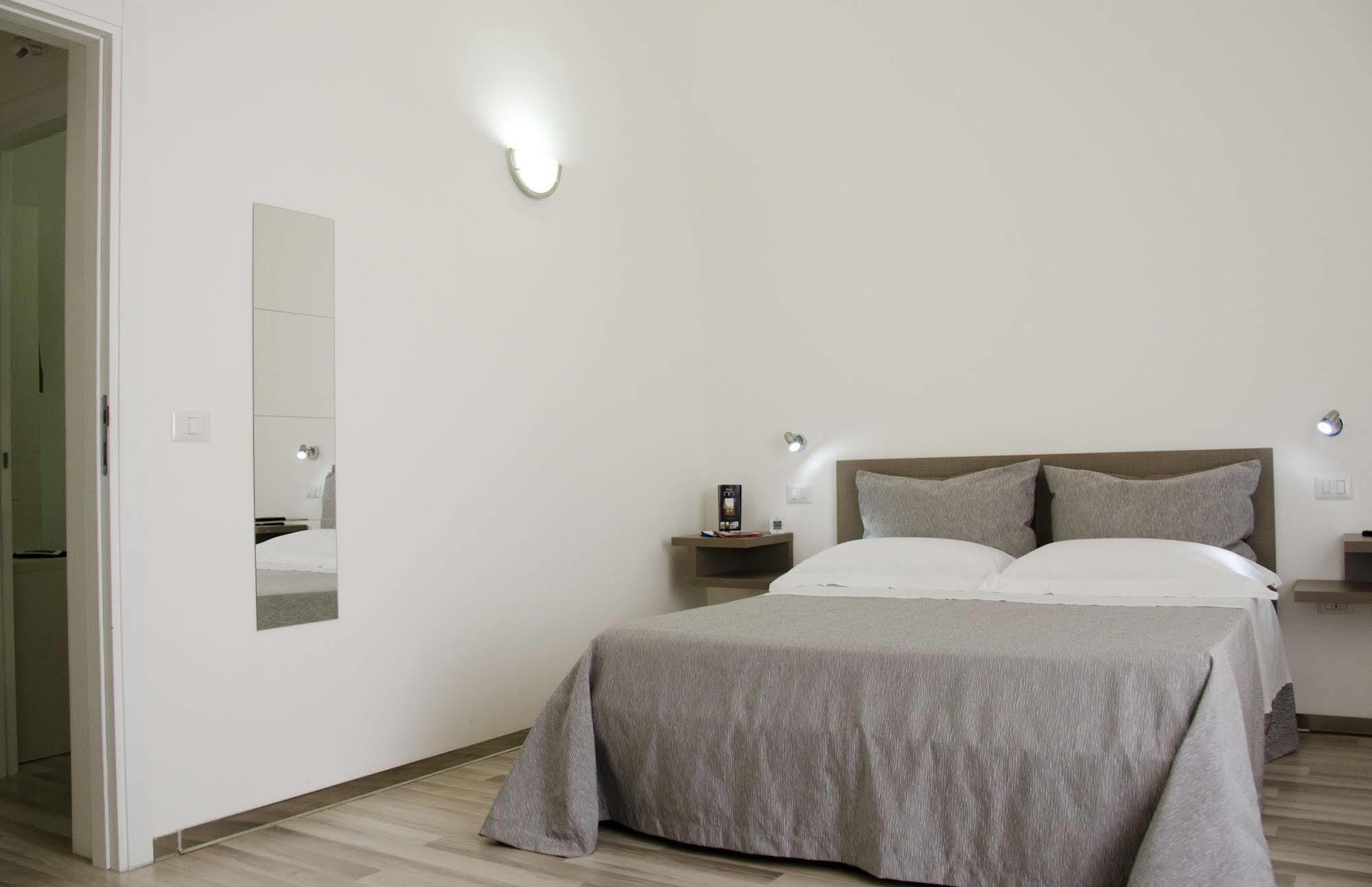 Bed and Breakfast Il Corso Порто-Чезарео Екстер'єр фото